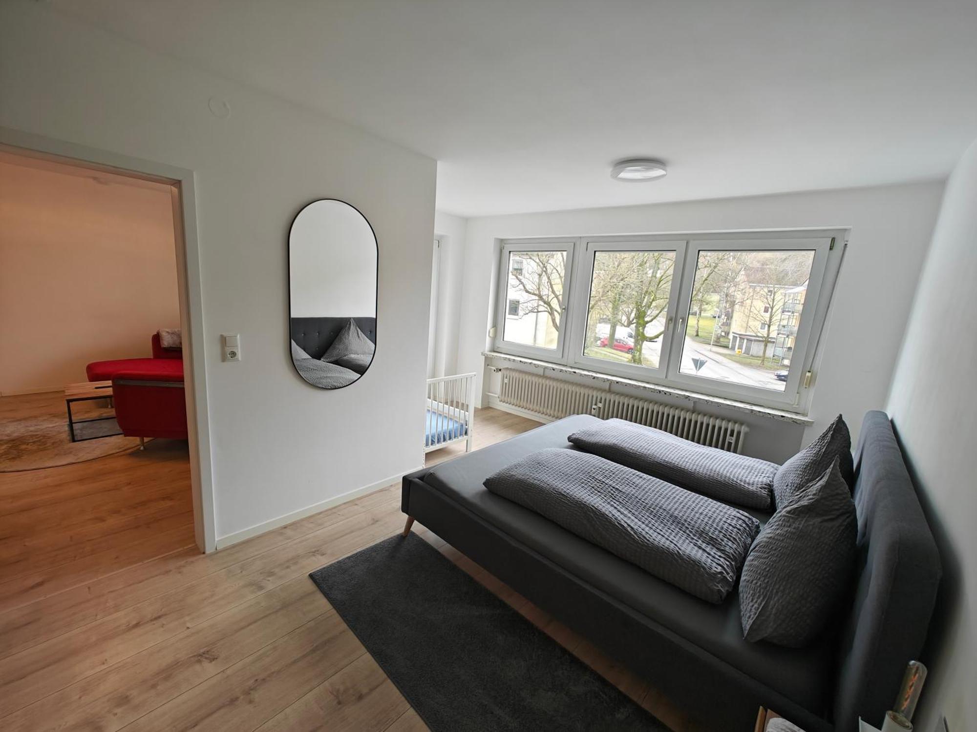Ferienwohnung "Sorgenfrei" In Coburg ! - Im Eg Mit Privatparkplatz & Balkon מראה חיצוני תמונה