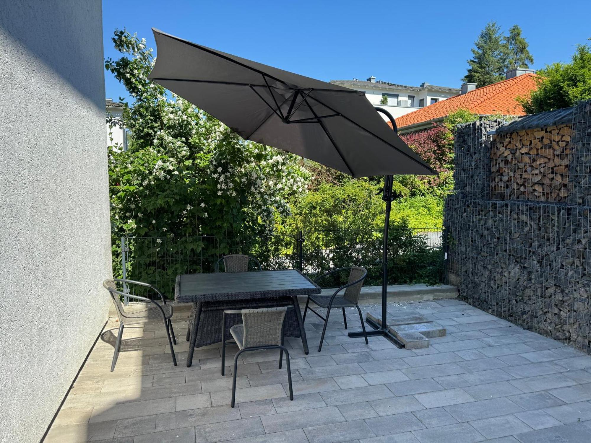 Ferienwohnung "Sorgenfrei" In Coburg ! - Im Eg Mit Privatparkplatz & Balkon מראה חיצוני תמונה