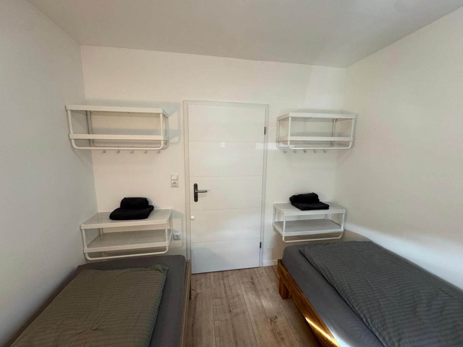 Ferienwohnung "Sorgenfrei" In Coburg ! - Im Eg Mit Privatparkplatz & Balkon מראה חיצוני תמונה